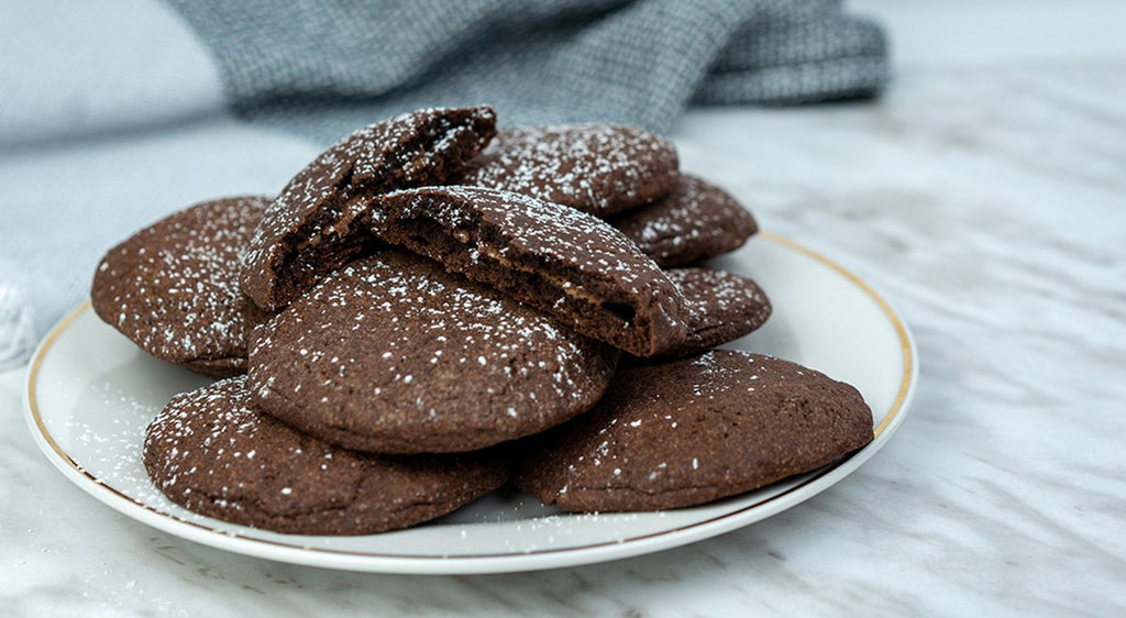 Stuffed Cocoa Biscuits